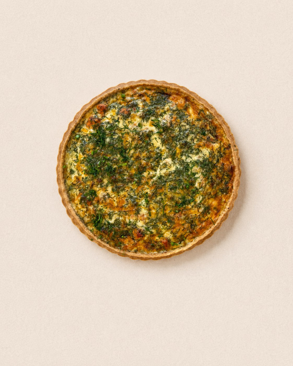 Quiche łosoś - por - koperek Batida - cała tarta na kruchym maślanym spodzie