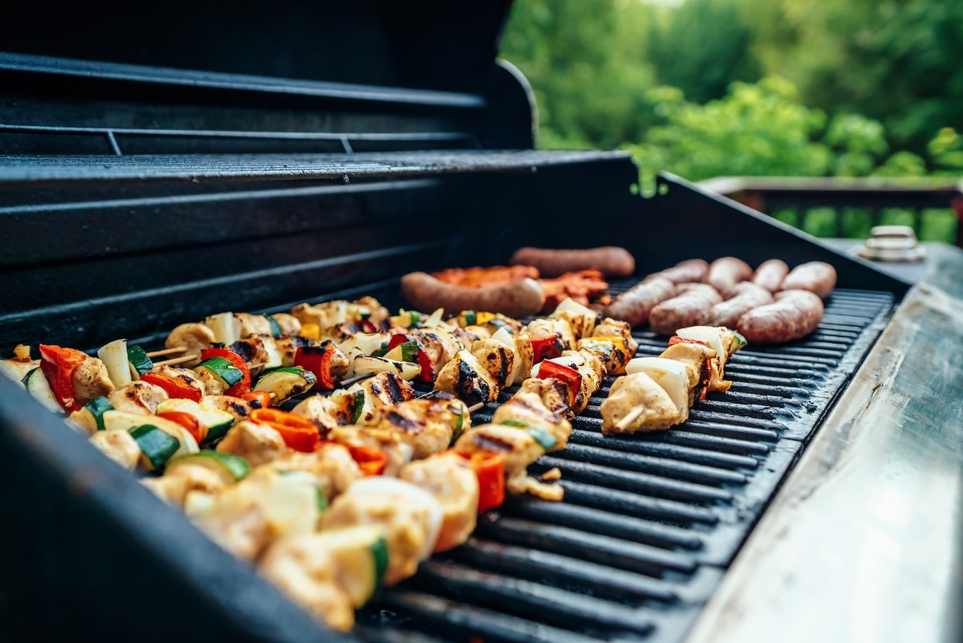 Zobacz 5 najlepszych dań mięsnych na majówkowy grill! - Batida