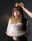 Golden Crown Torte von Batida - Torte mit Creme-Rüschen und Schleife