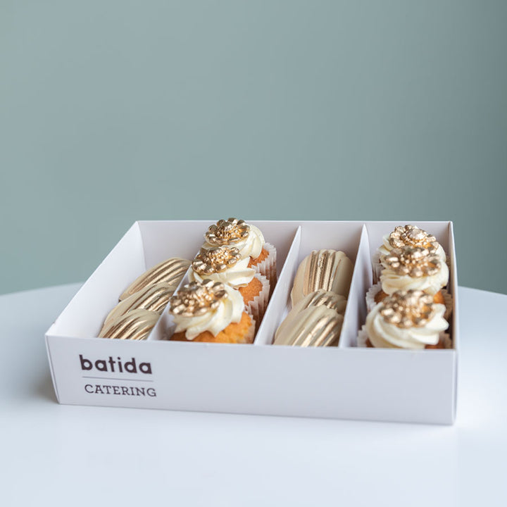 Cupcakes and madeleines | set